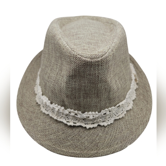 Trilby Fedora Hat Ivory Crochet Lace Ribbon Trim One Size EUC - Picture 1 of 3